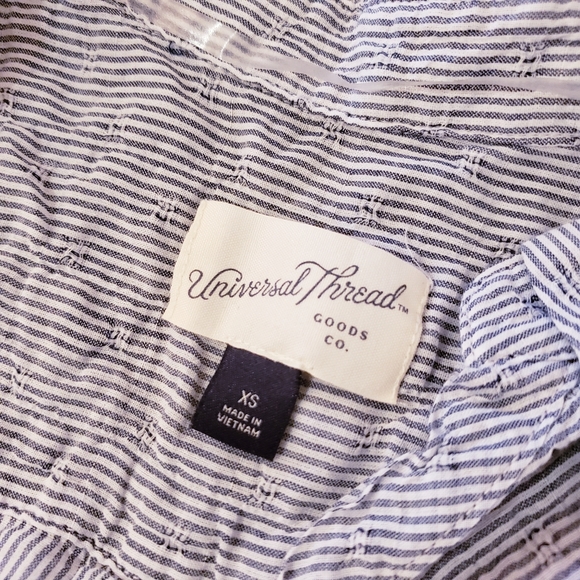 Collared Short-Sleeve Striped Blouse - Picture 3 of 3